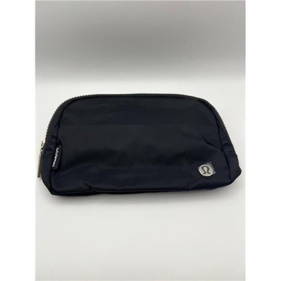 Everywhere Belt Bag- Black NWTLululemon Dual Zip NEW - Picture 1 of 3